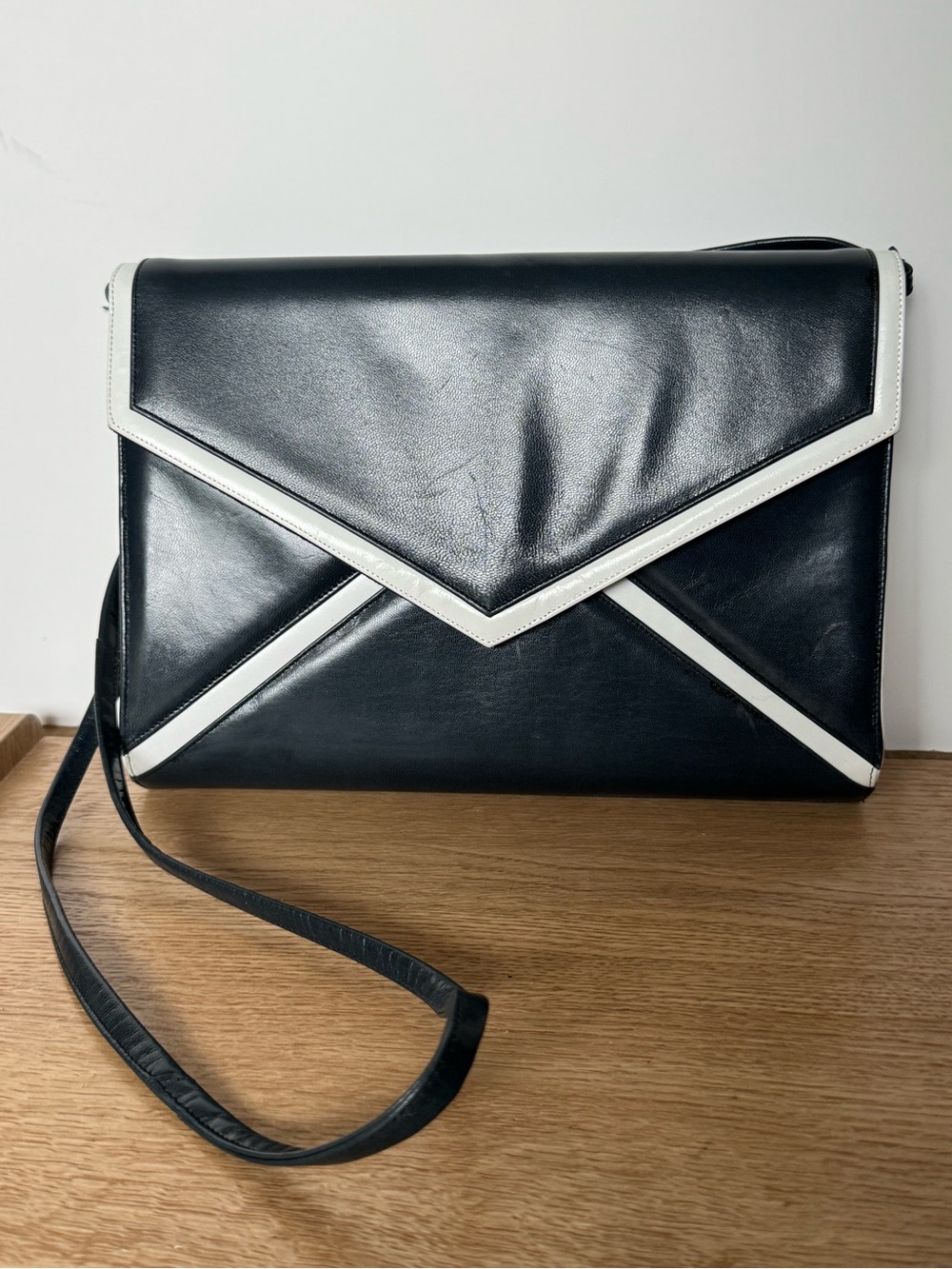 Frenchy of California Navy and White Envelope Crossbody Shoulder Bag